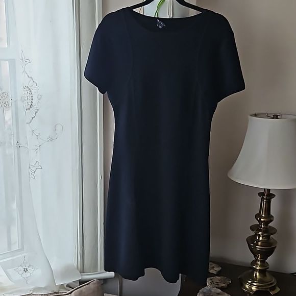 Theory "Alancy Mega" knit cap sleeve Dress large - Picture 4 of 8